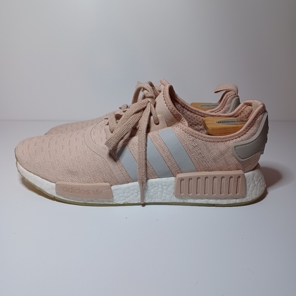 Adidas NMD R1 Chalk Pearl Pink Salmon Running Shoe Womens Size 10.5 (53 Box 7) - Picture 2 of 9